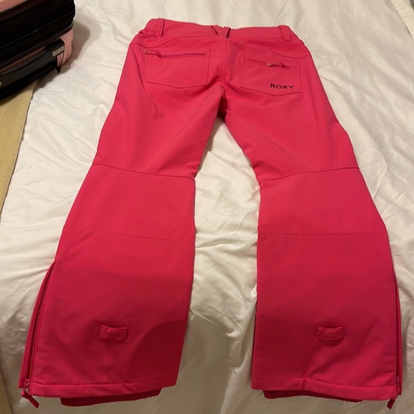 Roxy Snowboard Ski Pants - Picture 4 of 6